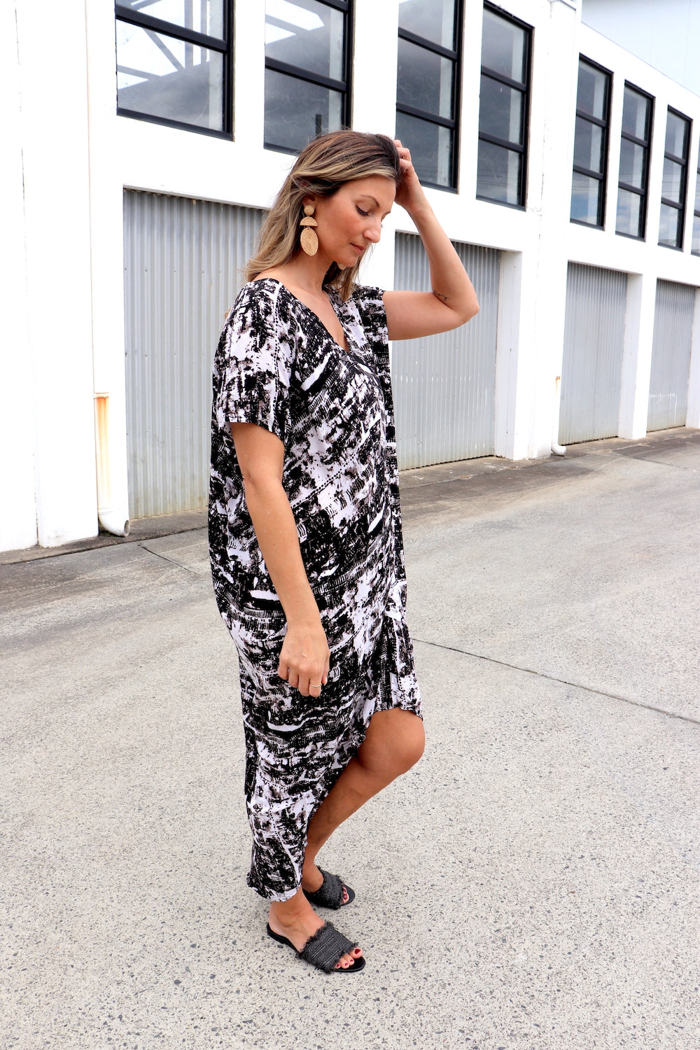 Black and white shop high low dress