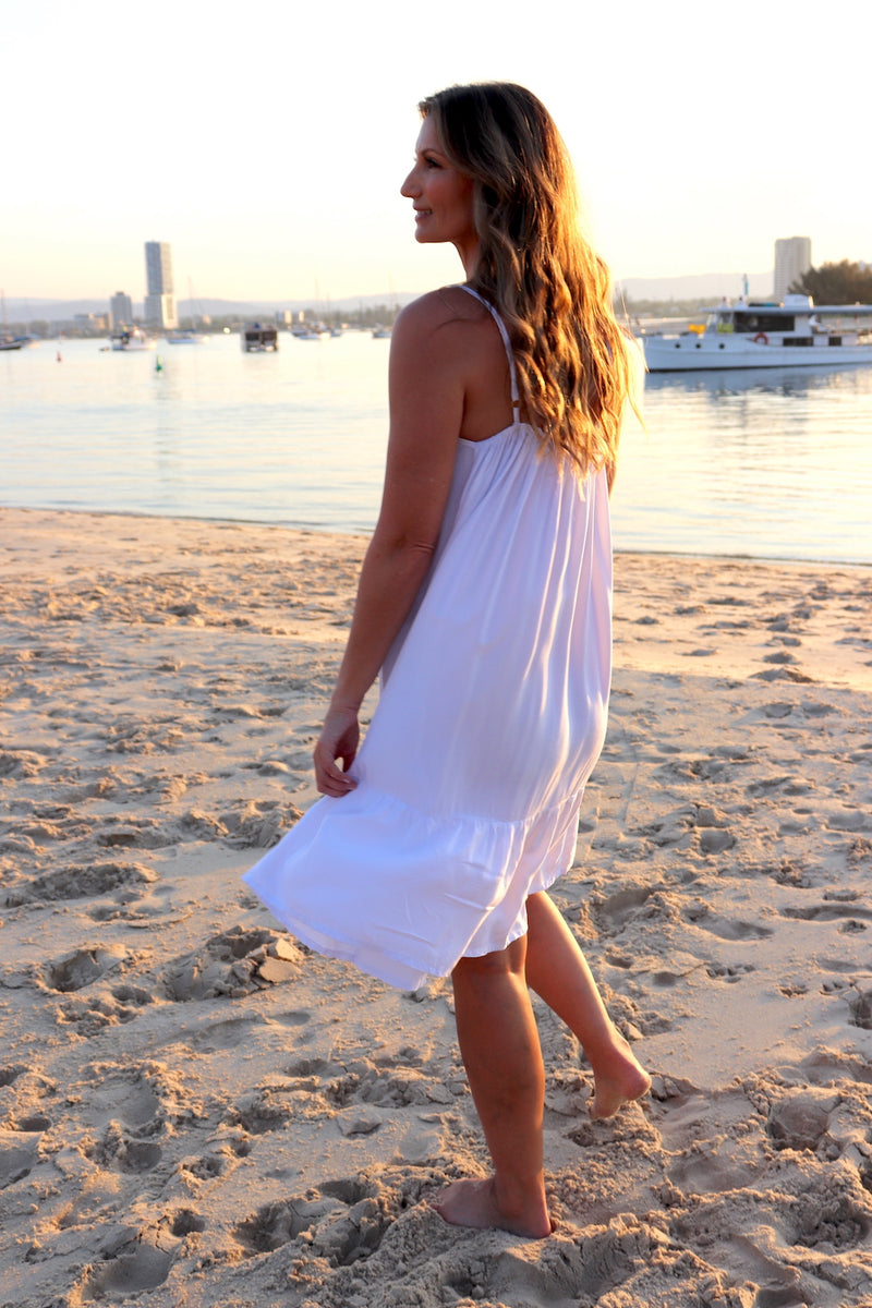 Oasis Dress in White