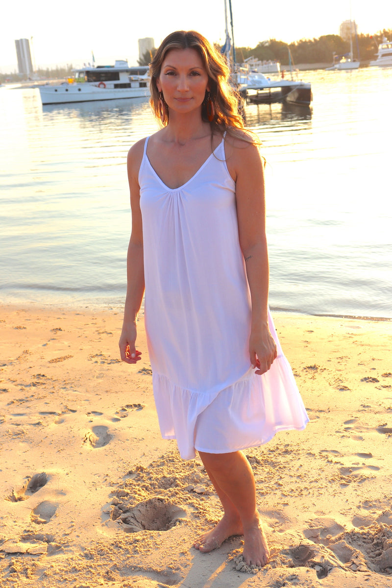 Oasis Dress in White