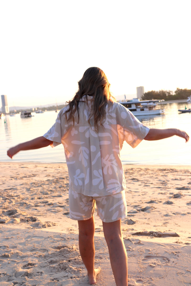 Lighthouse Shirt in Reef Taupe