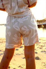 Lighthouse Shorts in Reef Taupe