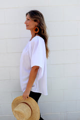 Hermosa On or off the Shoulders Top in White