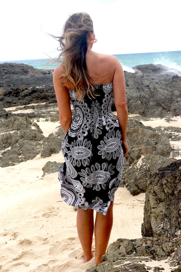 Strapless Beach Dress/Skirt in B & W Spectacular