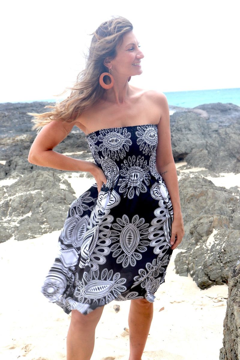 Strapless Beach Dress/Skirt in B & W Spectacular