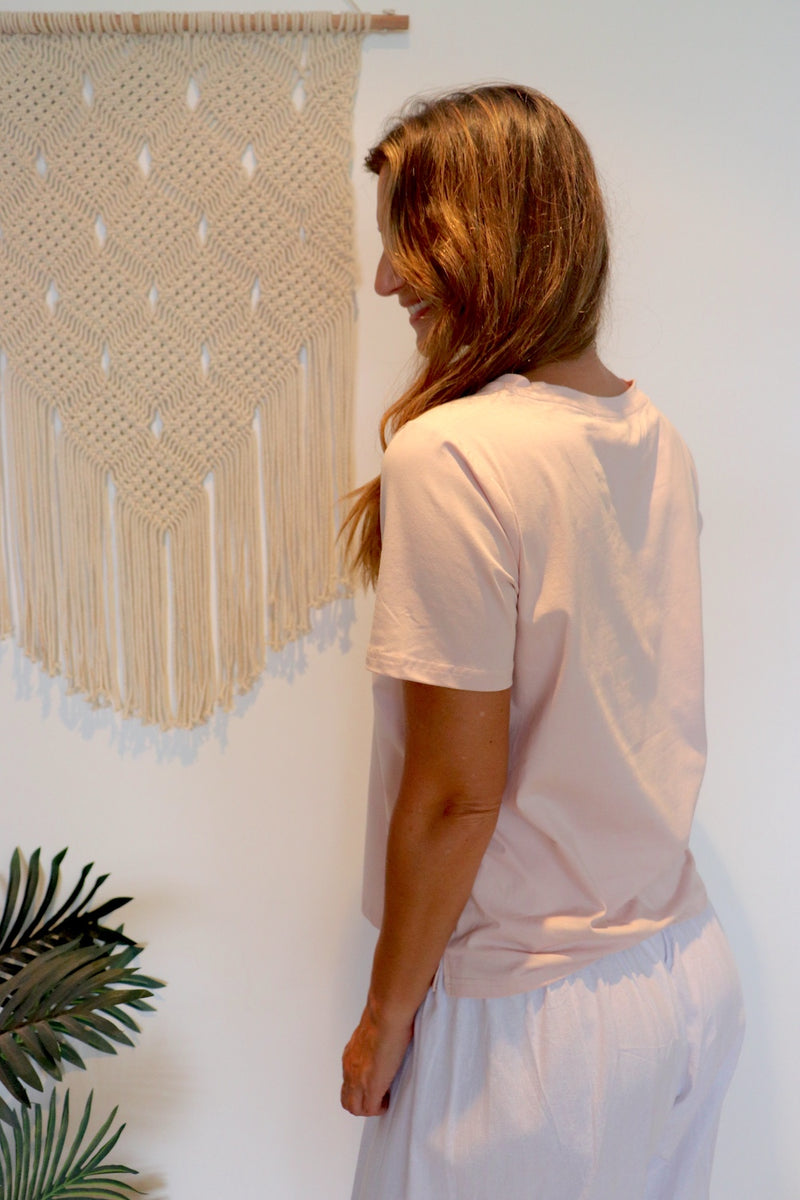 Basics - Short Sleeve Stretchy T in Soft Pink