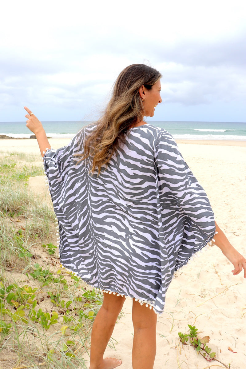 Short Pom Pom Kaftan in Zebra Grey